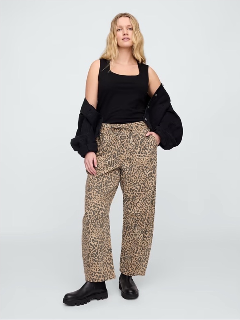 GAP Barrel Leg Pull On Jeans in Leopard Drawstring Waist Tan Gray Black Size XL